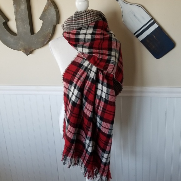Accessories - Plaid Wrap, shall or scarf